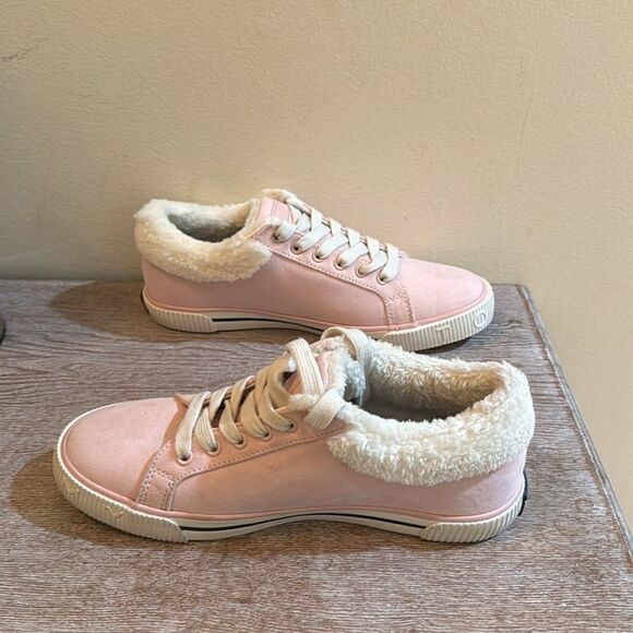 Tommy Hilfiger Olivee2 Casual Fashion Sneakers- Light Pink- Size 7 M- NIB - Picture 4 of 9